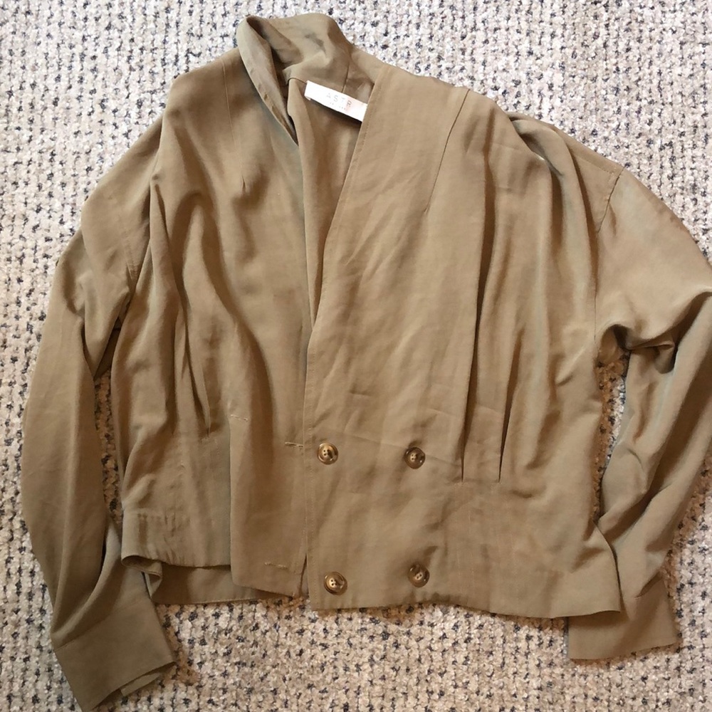 ASTR brand light weight jacket. Could be for work or casual. Barely worn